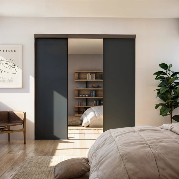 Blauwe schuifdeurkast met spiegel | op maat |  2 - 5 deurs